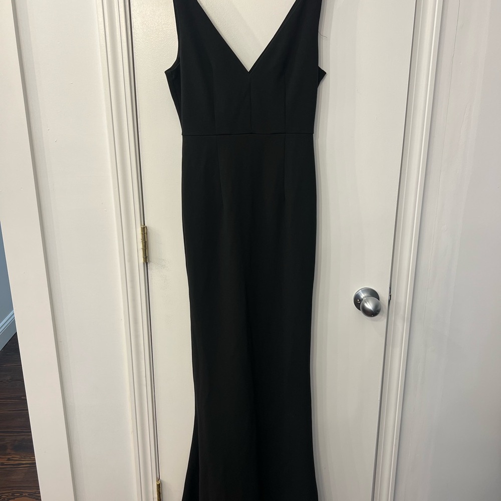 Lulu's Classic Black Maxi Dress